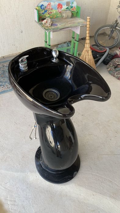 Продается мойка для парикмахерской!