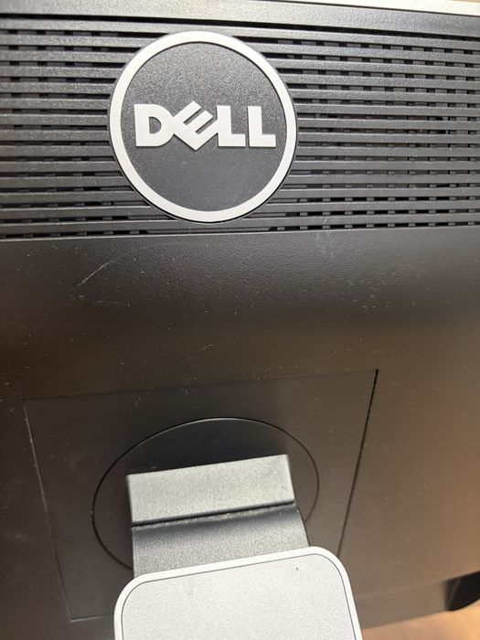 Монитор DELL