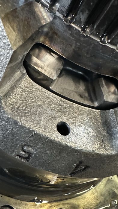 Части за Нисан Патрол - полуоски с карета, заден блокаж, резервоар