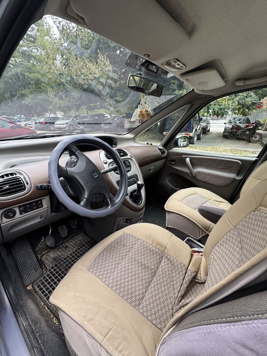 Citroën Xsara Picasso 2.0 HDi – 90 к.с.  Продава се Citroën Xsara Picasso 2.0 HDi, 90 к.с., 2002 г.Валиден технически преглед април 27г.