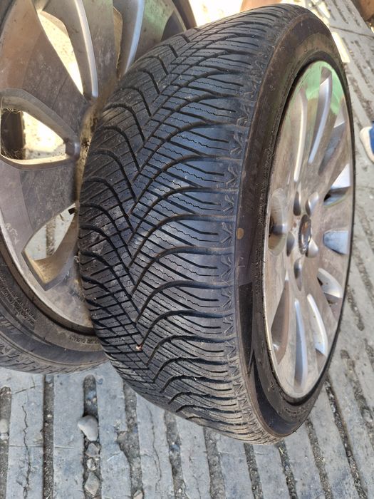 Anvelope de vânzare