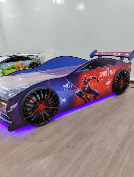 Spiderman Kravat - moshina, Yorqin chiroqlar, super dizayn, orzular