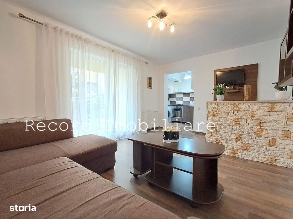Apartament 2 camere mobilat, parcare str.Eroilor Floresti
