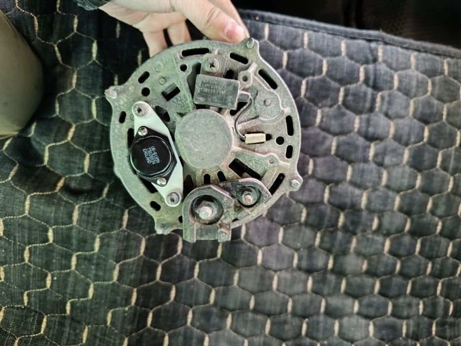 Генератор Фольксваген Ауди нива