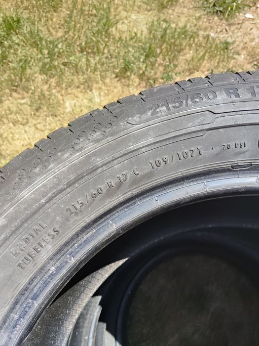 Cauciucuri  C   205/65/16 și 215/60/17