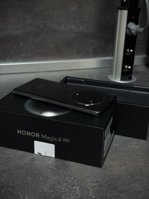 Като нов* Honor Magic 4 PRO