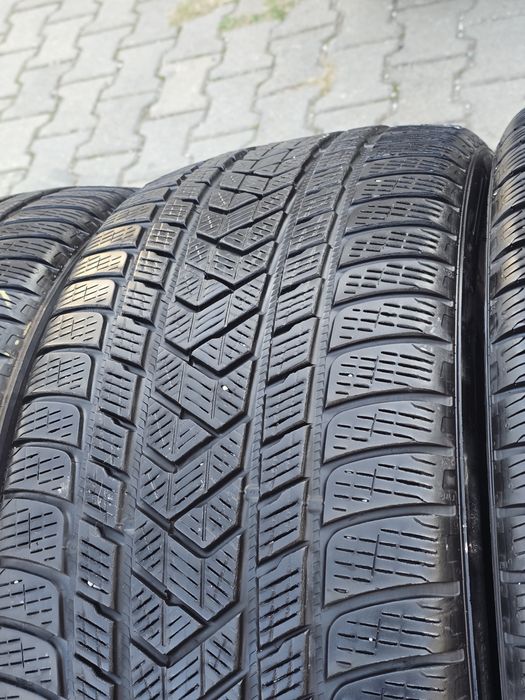 285 45 21 Pirelli