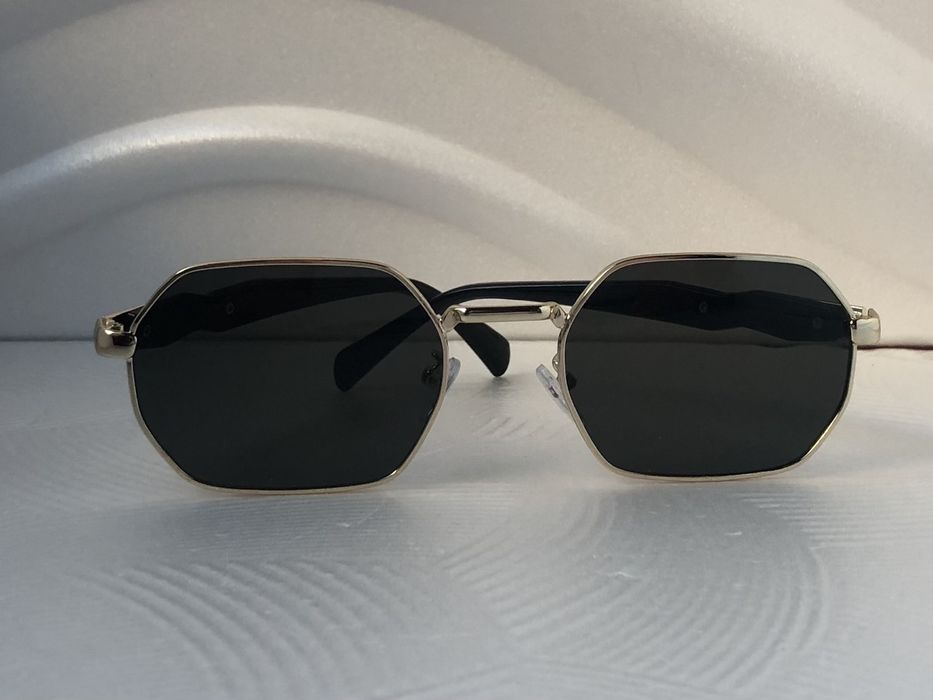 Модерни дамски слънчеви очила