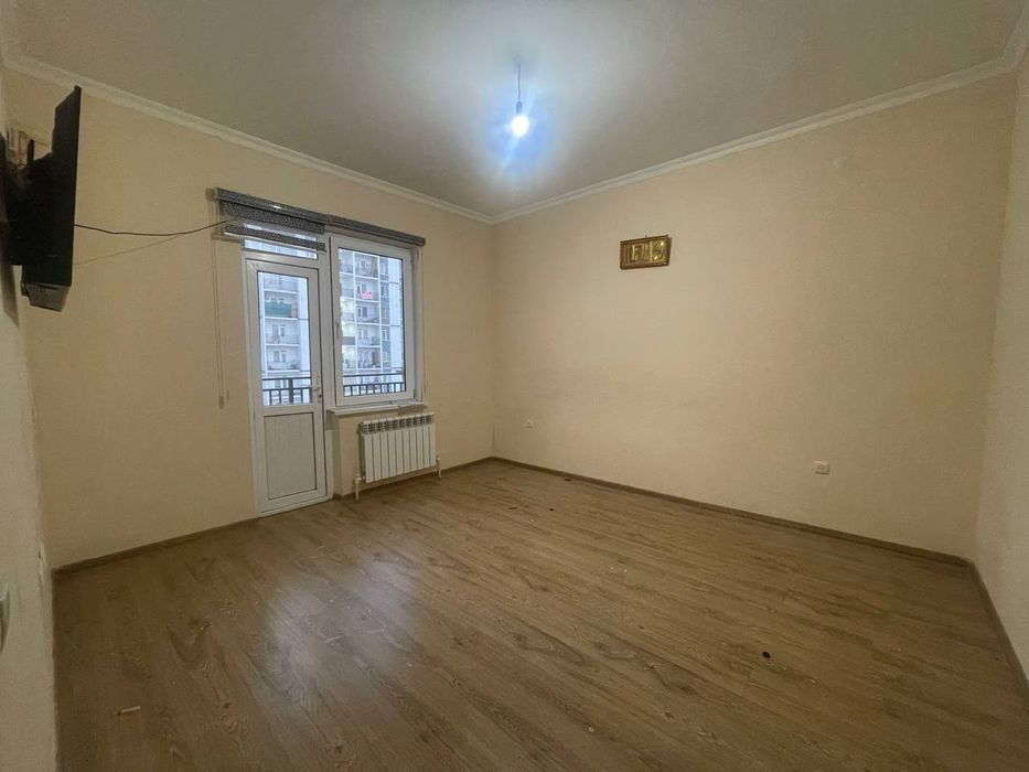 Motrid 8 etaj 2 xonali sotiladi