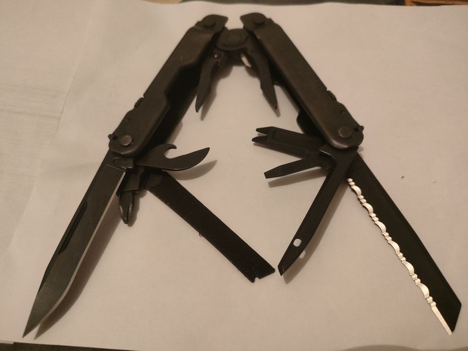 Мультитул Leatherman super tool 300