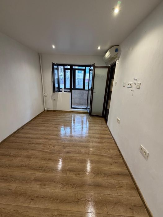 Vand apartament 1 camera