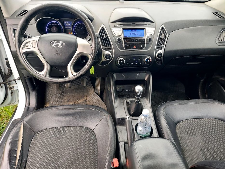 Hyundai ix35-1.7d На Части