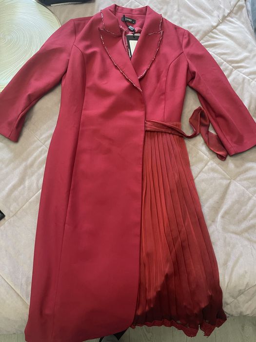 Продам 2 платья