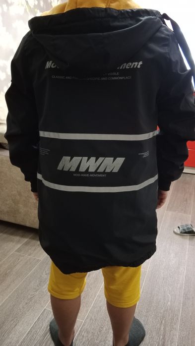 Продам куртку осенний 10.  13. Лет