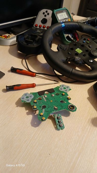 Ремонт на Logitech G25 G27 G29 G920 G923 GT волани симулатори педали