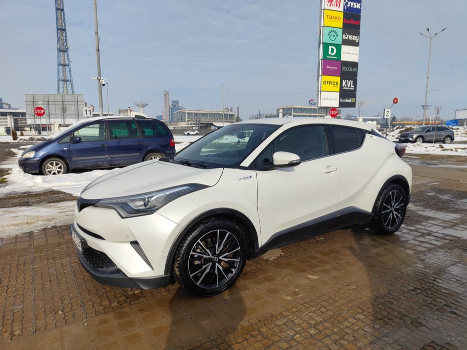 Toyota C-HR C-lassy 2019 1.8 Hybrid 122CP, unic proprietar, 47300 km