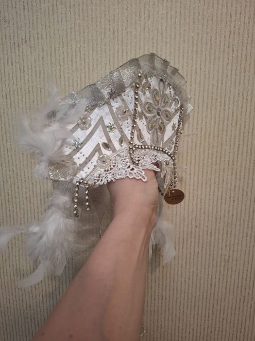 Кокошник ручной работы