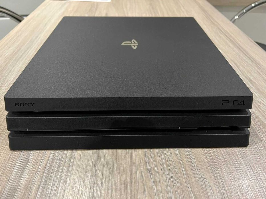 Sony PlayStation 4 Pro PS4 Pro Профилактиран и с нов лазер