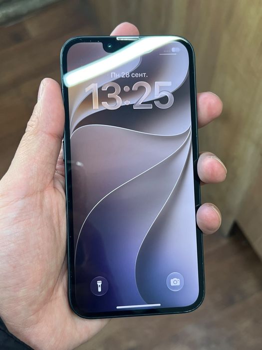 iPhone 13 128GB памяти