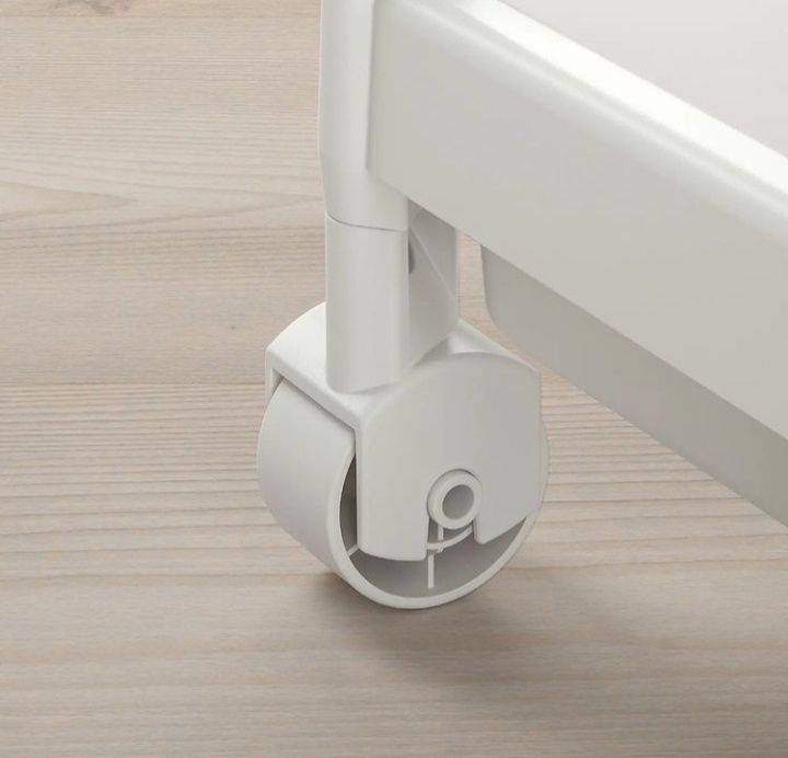 Тележка на колесиках