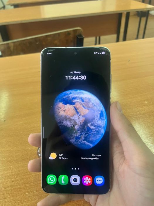 Samsung s21fe док нету