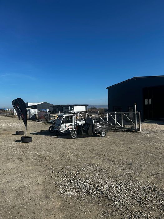Tricicleta Electrica KUBA GL 15000 Rosu, autonomie 70 km putere 3000W