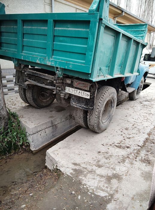 Зил сотилади яхши холатта