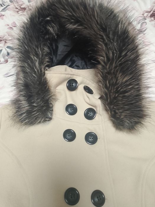 Продавам зимно палто