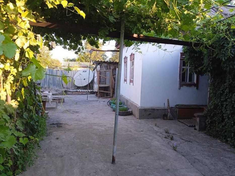 Продается дом с земельным участком