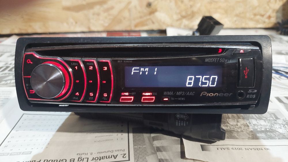 Cd pleyr Pioneer deh 6300sd