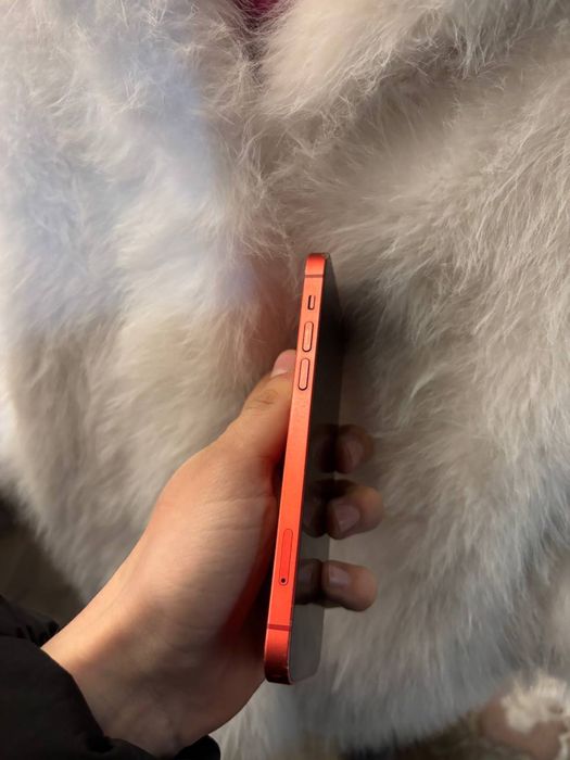 Продам айфон 12,128гб