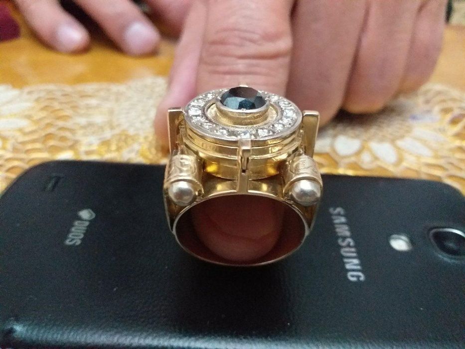 Мурской перстень с бриллиантом продажа или же Обмен Бартер на Автомоби