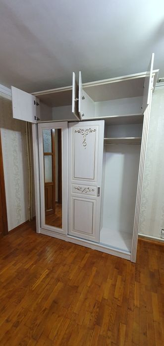 Шкаф спальный для вещей