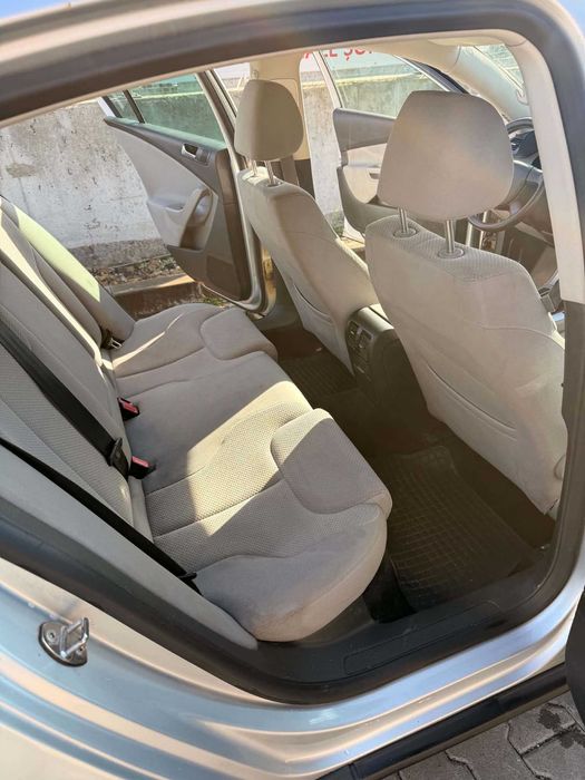 VOLKSWAGEN Passat 2009 — imagine 4