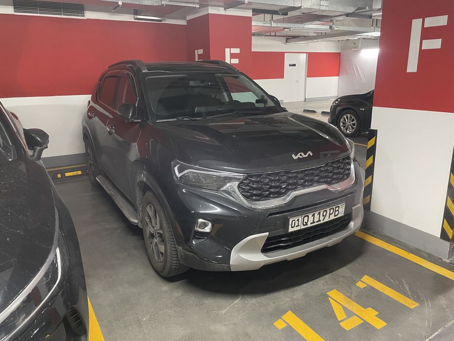 Kia Sonet 3 pozitsiya