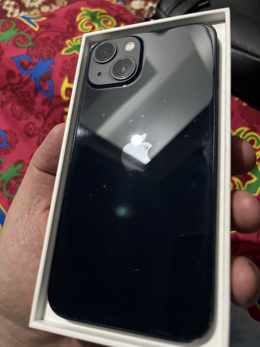 Срочно продается Iphone 13