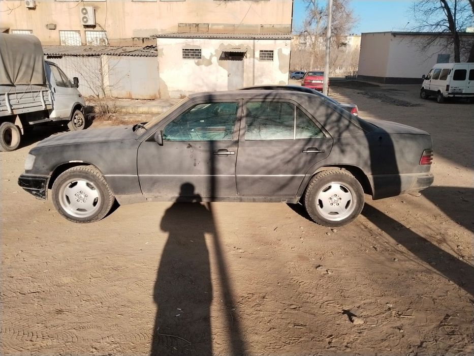 Мерседес 124 . Цена 1,800000тг