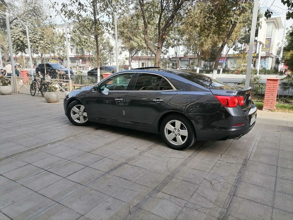 Maluba1 sotiladi yili 2014, benzin-metan, 97 ming pirobek , rangi rasi