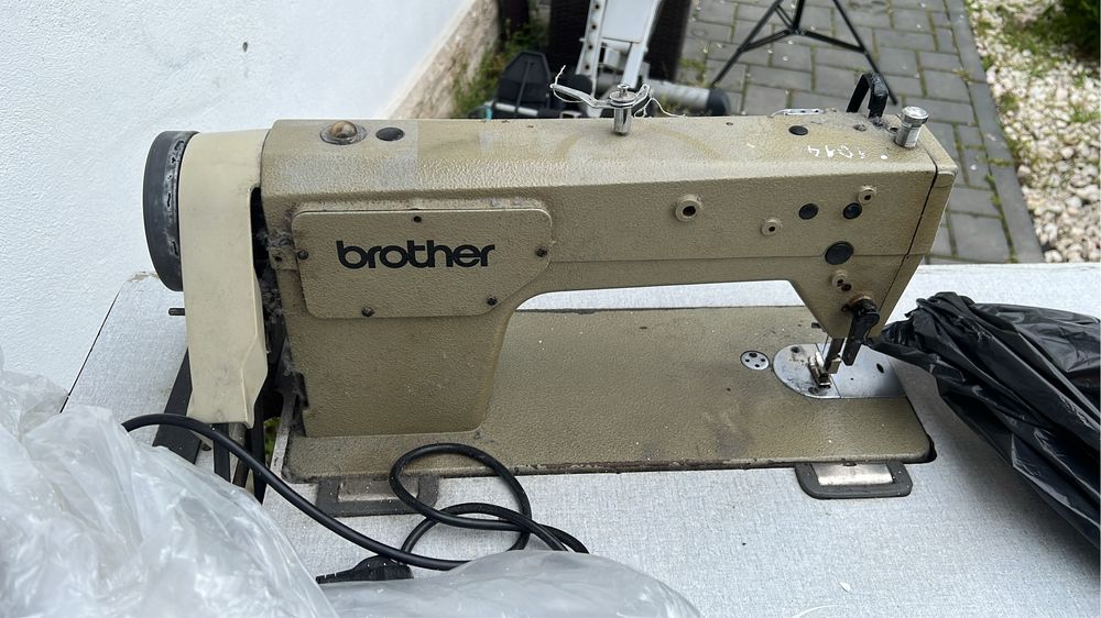 Masina de cusut industriala Brother 220v