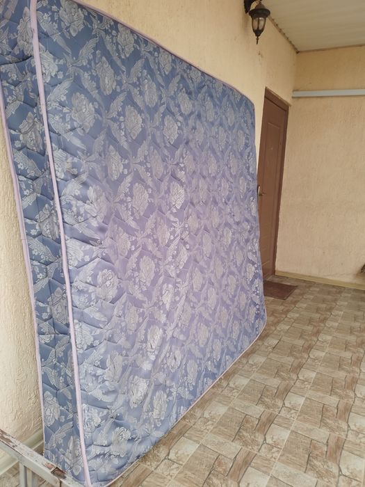 Матрас б/у бесплатно