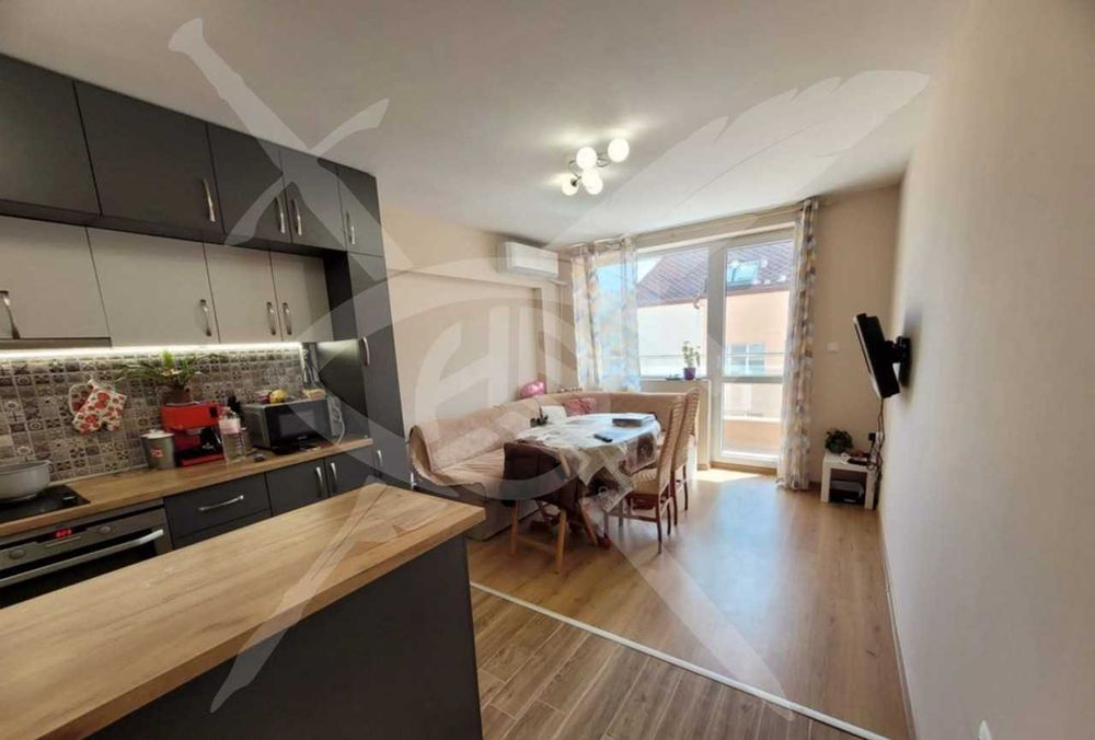 Дава се под наем Двустаен апартамент в Варна, Възраждане 1 - 55 кв.м за 425 € - Снимка #1