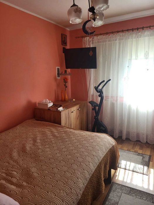 Apartament 3 camere, parter înalt,50mp – str. Alexandru cel Bun, Vaslui