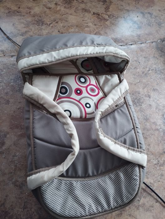 Коляска демисезонная