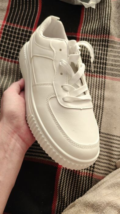 Новые кроссовки/кеды, толстая подошва