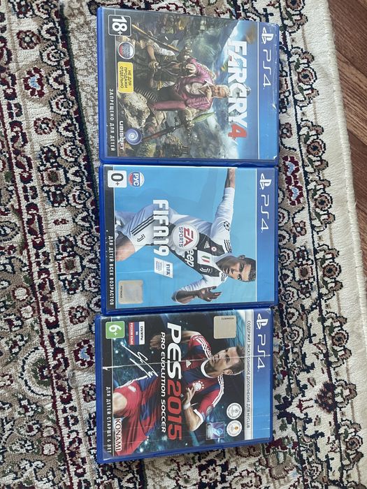 продам плэйстешен 4