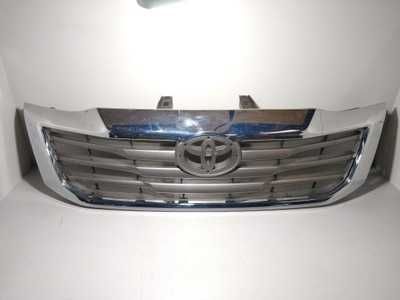 Решетка радиатора Toyota Hilux 12-/ Тойота Хайлукс 12-