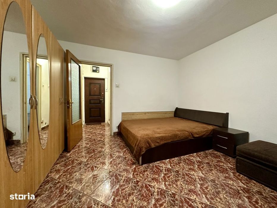 Garsoniera 31 mp, Drumul Taberei, metrou Favorit, 349 euro