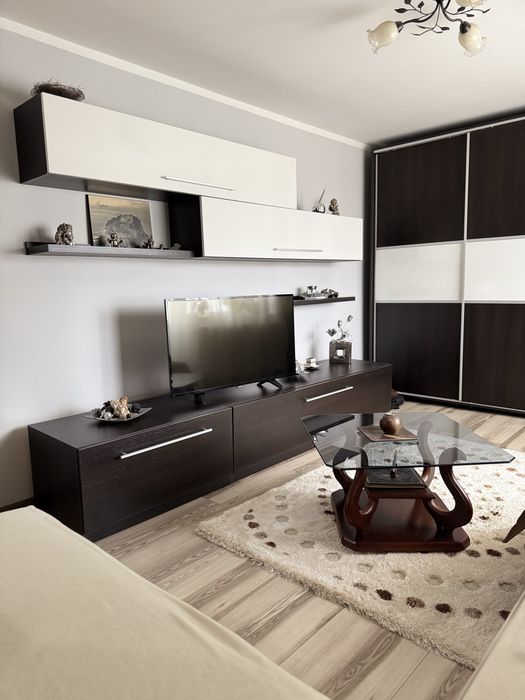 Se inchiriaza apartament stefan cel mare