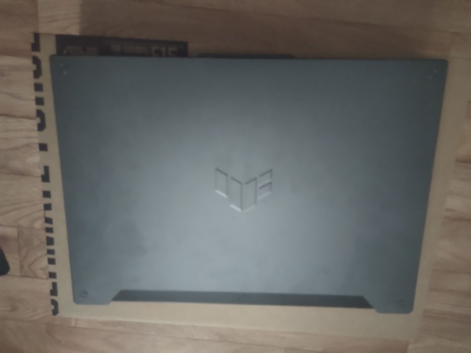 Продам ноутбук  новый