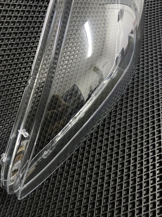 Стекла Фары Lexus ES/Астана